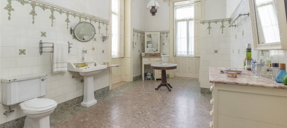 7 bedrooms House in Vila Nova de Gaia, Portugal No. 50997 21