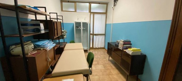 3 rooms Office in Porte, Italy No. 84018 5