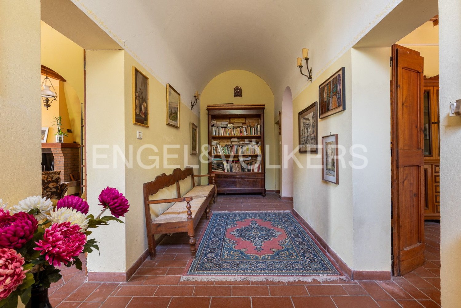 4 bedrooms Villa in Dozza, Italy No. 134181