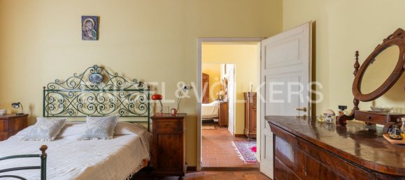4 bedrooms Villa in Dozza, Italy No. 134181 9