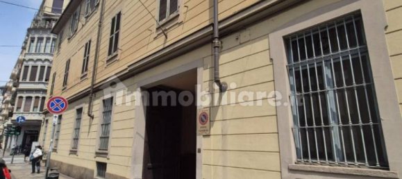 Здание с 5 комнатами в Турин, Италия № 350573 2