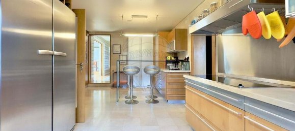 4 bedrooms Villa in Lisbon, Portugal No. 51351 23