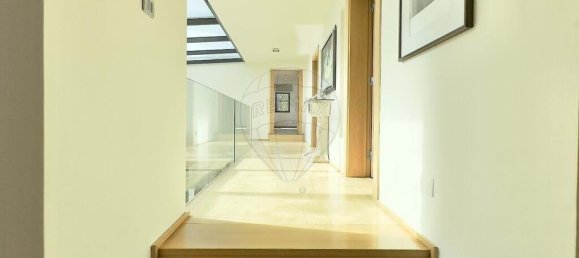 4 bedrooms Villa in Lisbon, Portugal No. 51351 25