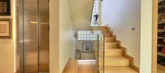 4 bedrooms Villa in Lisbon, Portugal No. 51351 35