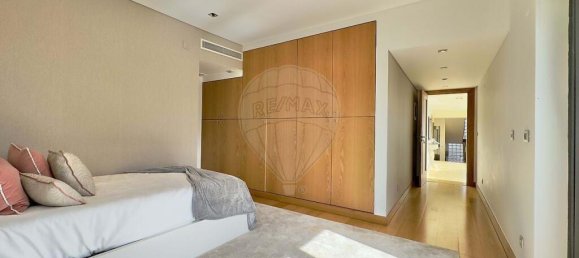 4 bedrooms Villa in Lisbon, Portugal No. 51351 33