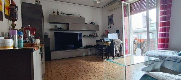 2 bedrooms Apartment in Milan, Italy No. 358020 5