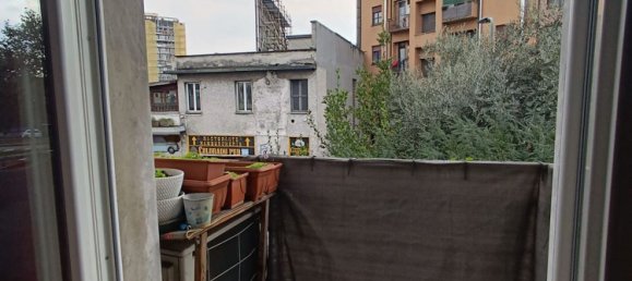 2 bedrooms Apartment in Milan, Italy No. 358020 4