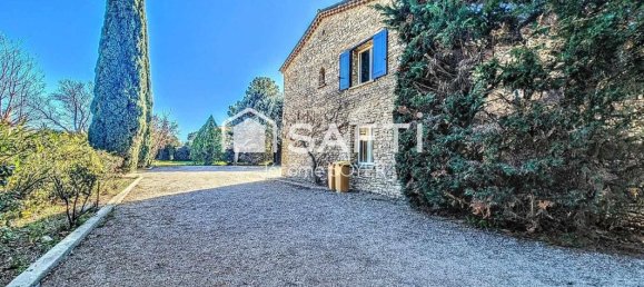 Дом с 4 спальнями в Кавайон, Франция № 191109 3