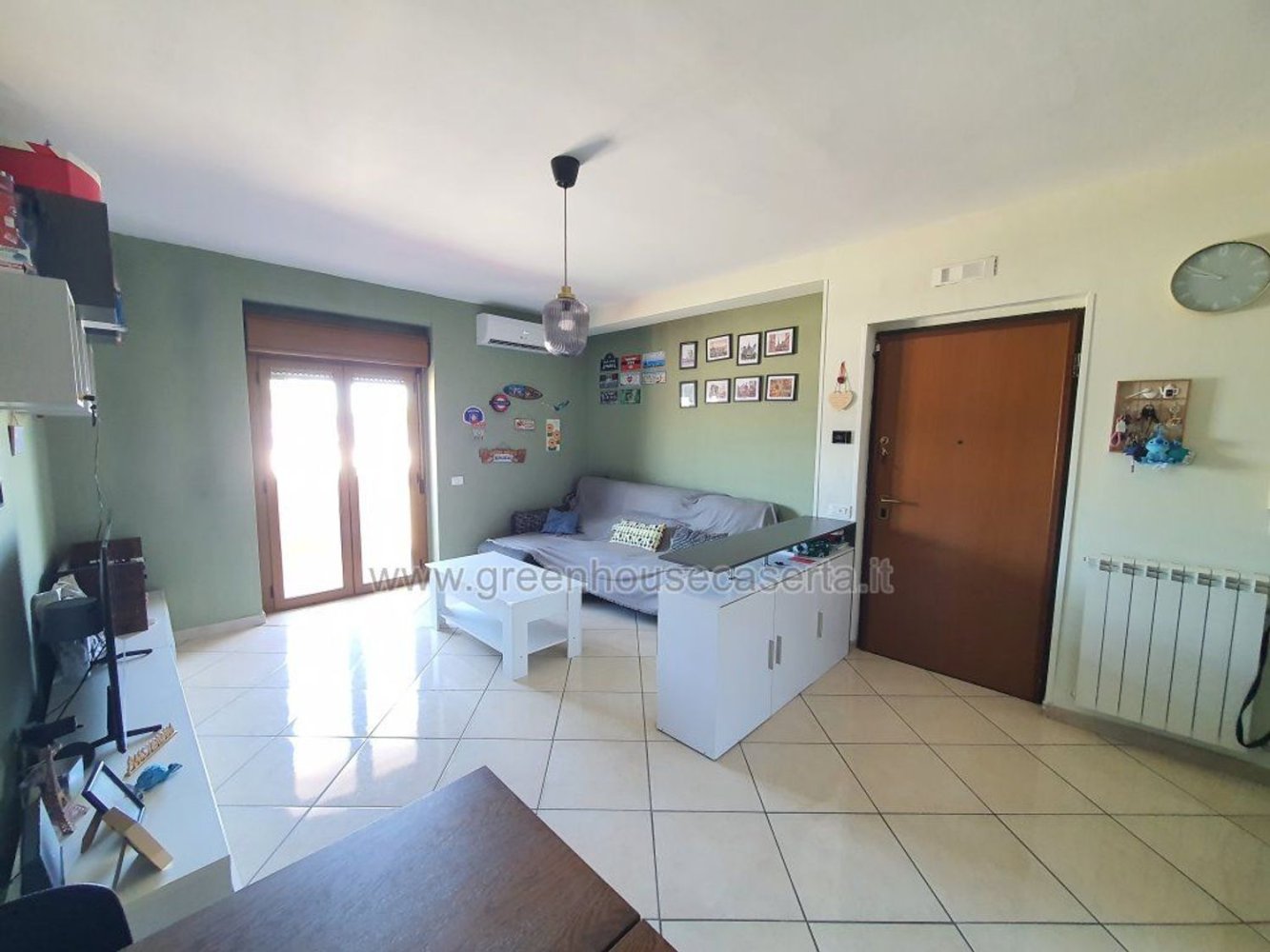 3 Schlafzimmer Wohnung in San Nicola la Strada, Italy, Nr. 340215