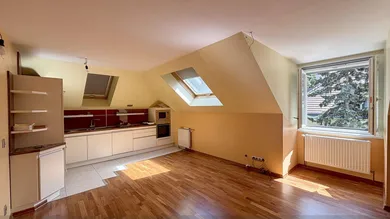 Квартира с 3 комнатами в Хитцинг, Австрия № 133933