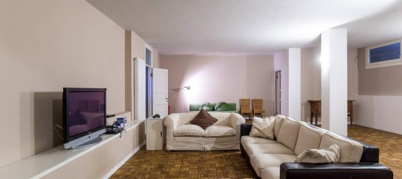 7 rooms Villa in Luvinate, Italy No. 170939 12