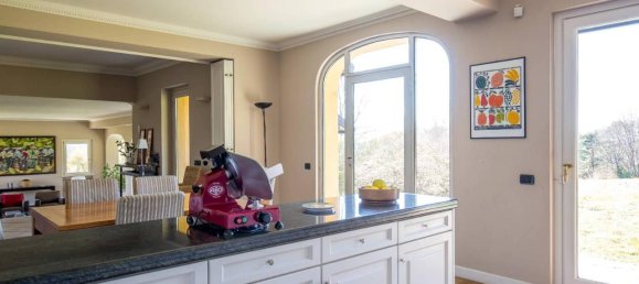 7 rooms Villa in Luvinate, Italy No. 170939 8