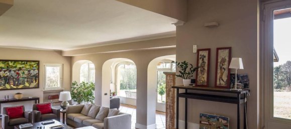 7 rooms Villa in Luvinate, Italy No. 170939 5