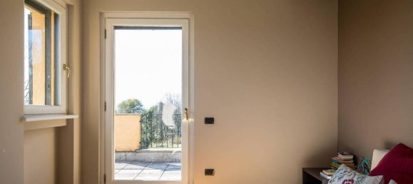 7 rooms Villa in Luvinate, Italy No. 170939 9