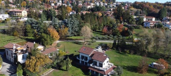 7 rooms Villa in Luvinate, Italy No. 170939 2