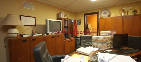 3-salle Bureau à Palermo, Italy No. 71721 22