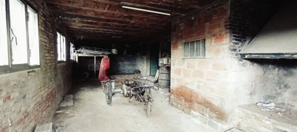 Дом с 10 комнатами в Лучиньяно, Италия № 227125 21