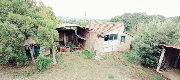 Дом с 10 комнатами в Лучиньяно, Италия № 227125 16