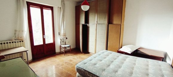 Дом с 10 комнатами в Лучиньяно, Италия № 227125 19