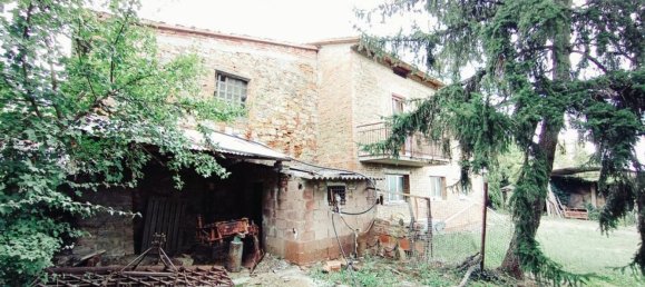 Дом с 10 комнатами в Лучиньяно, Италия № 227125 6