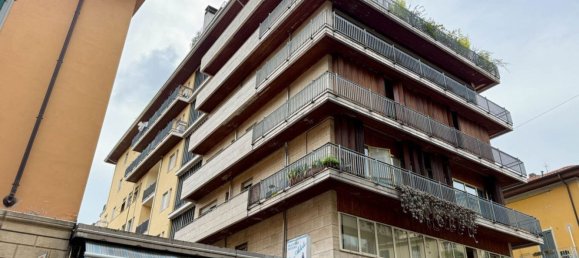 4-Zimmer Wohnung in Bergamo, Italy, Nr. 316121 2