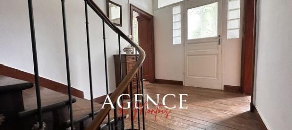 3 bedrooms House in Yonne, France No. 357093 9