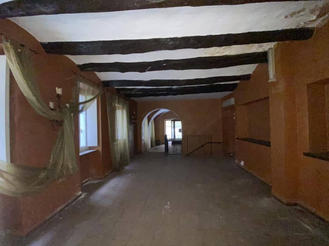 185 rooms Commercial property in Avigliana, Italy No. 55517