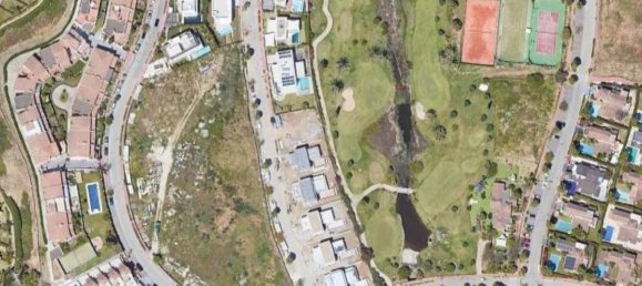  Land in Estepona, Spain No. 167783 4