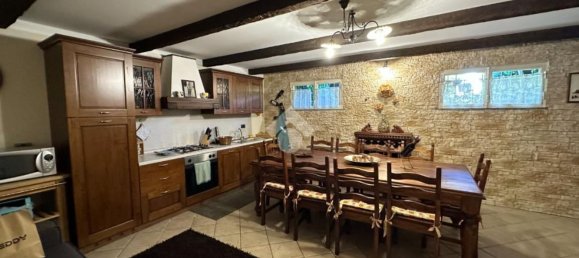 4 bedrooms House in Grassobbio, Italy No. 380824 25