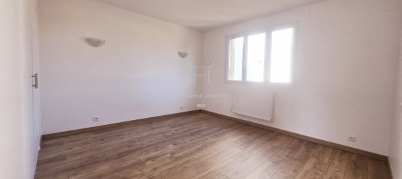 Квартира с 2 спальнями в Ормессон-сюр-Марн, Франция № 350309 4