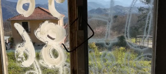 Casa de 5 habitaciónes en San Colombano Certenoli, Italy No. 138230 9