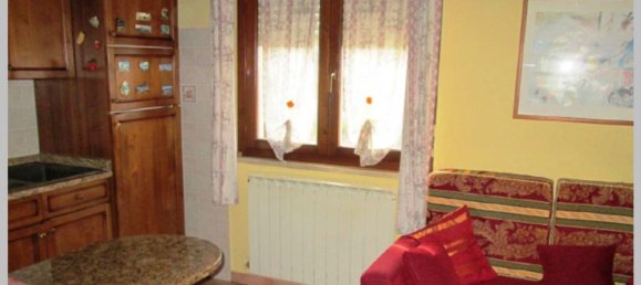 4 bedrooms Apartment in Collazzone, Italy No. 310995 7