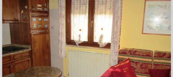 4 bedrooms Apartment in Collazzone, Italy No. 310995 13