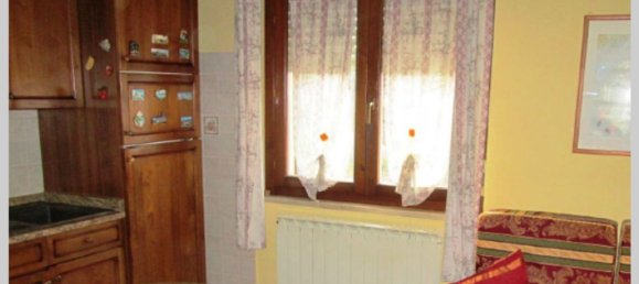 4 bedrooms Apartment in Collazzone, Italy No. 310995 34
