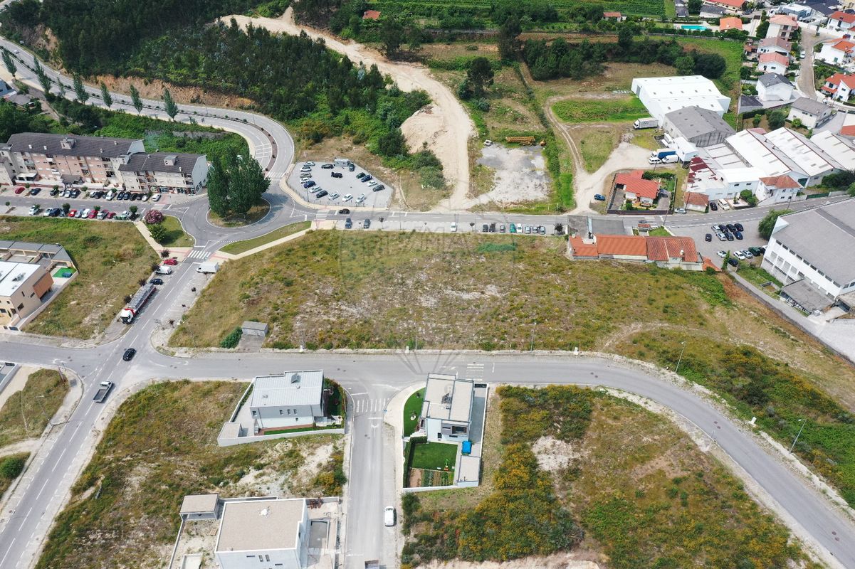  قطعة أرض في Lousada, Portugal رقم 62424