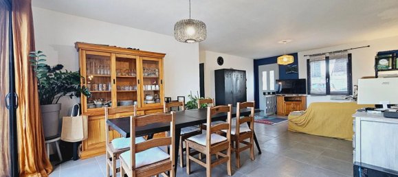 Casa de 3 dormitorios en Avord, France No. 39164 9