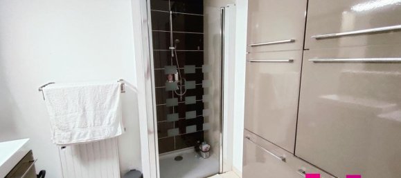 2 bedrooms Apartment in Nantes, France No. 280397 7