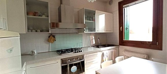 2 bedrooms House in Rovolon, Italy No. 186279 4