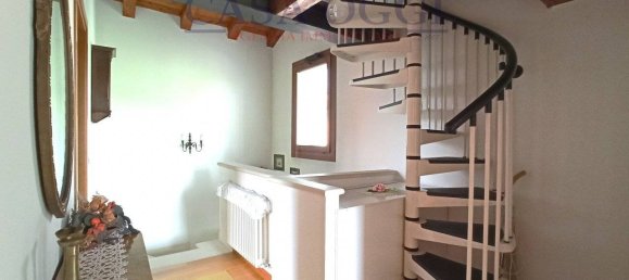 2 bedrooms House in Rovolon, Italy No. 186279 8