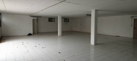 Propiedad comercial de 1 habitación en Torbole Casaglia, Italy No. 121129 10