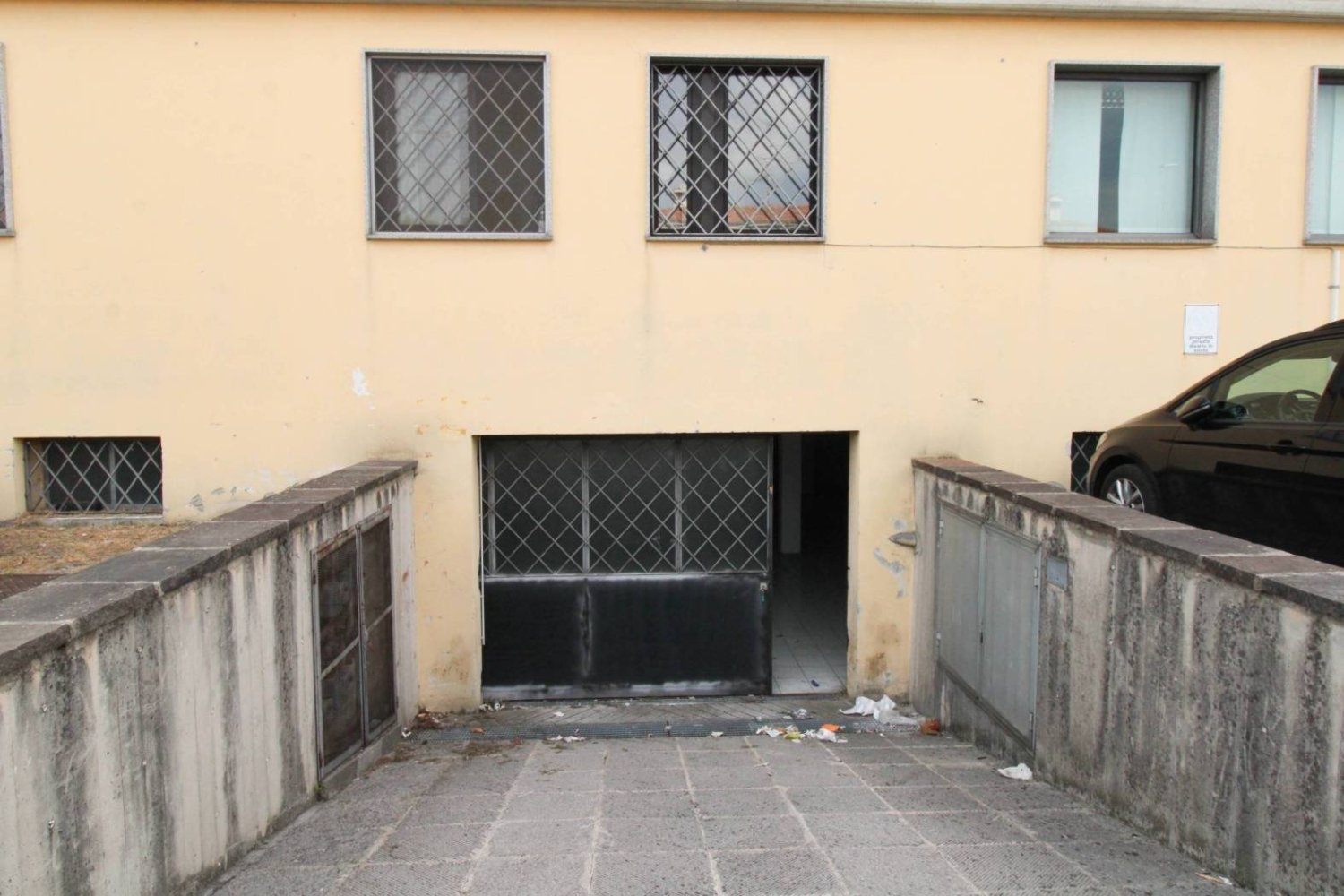 Propiedad comercial de 1 habitación en Torbole Casaglia, Italy No. 121129