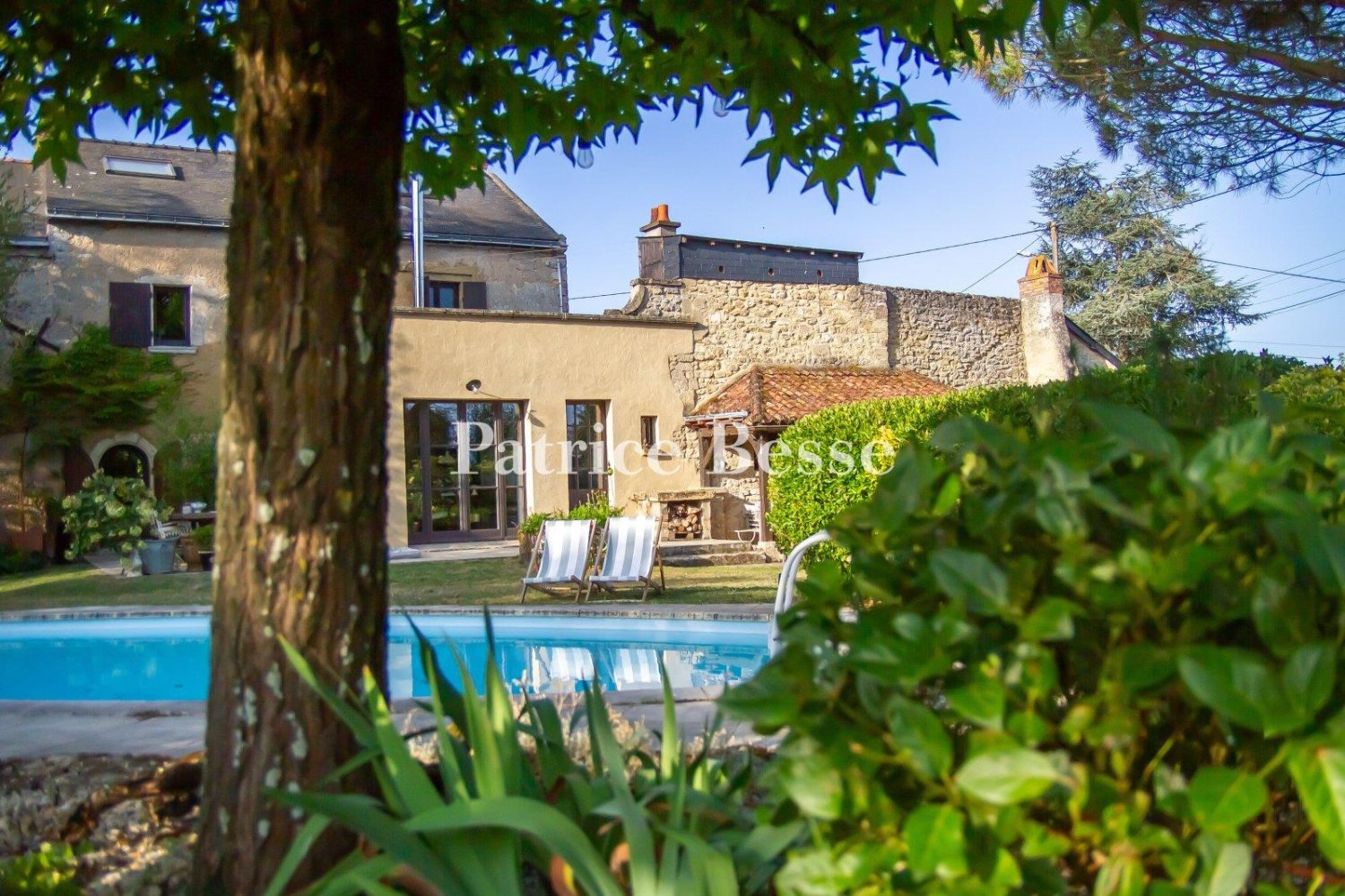 4 bedrooms House in Angers, France No. 361769