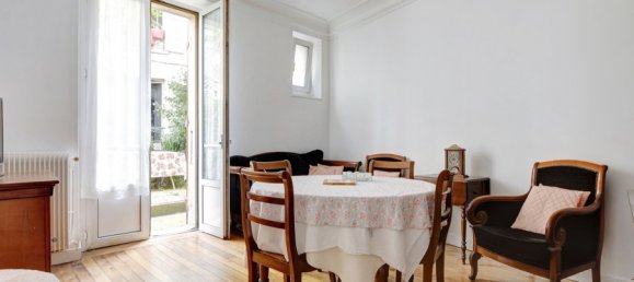 2-salle Appartement à Paris, France No. 321846 4