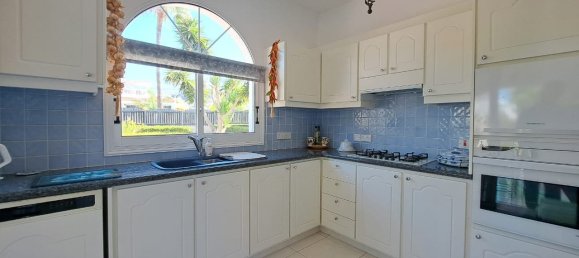 4 Schlafzimmer Gewerbliche Immobilien in Paphos, Cyprus, Nr. 9757 9