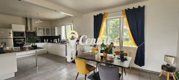 3 bedrooms House in Deux-Sevres, France No. 310410 3