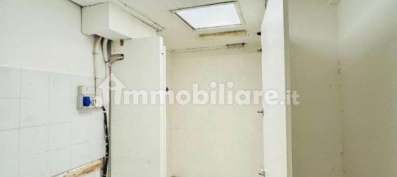 3-salle Propriété commerciale à Turin, Italy No. 176805 33