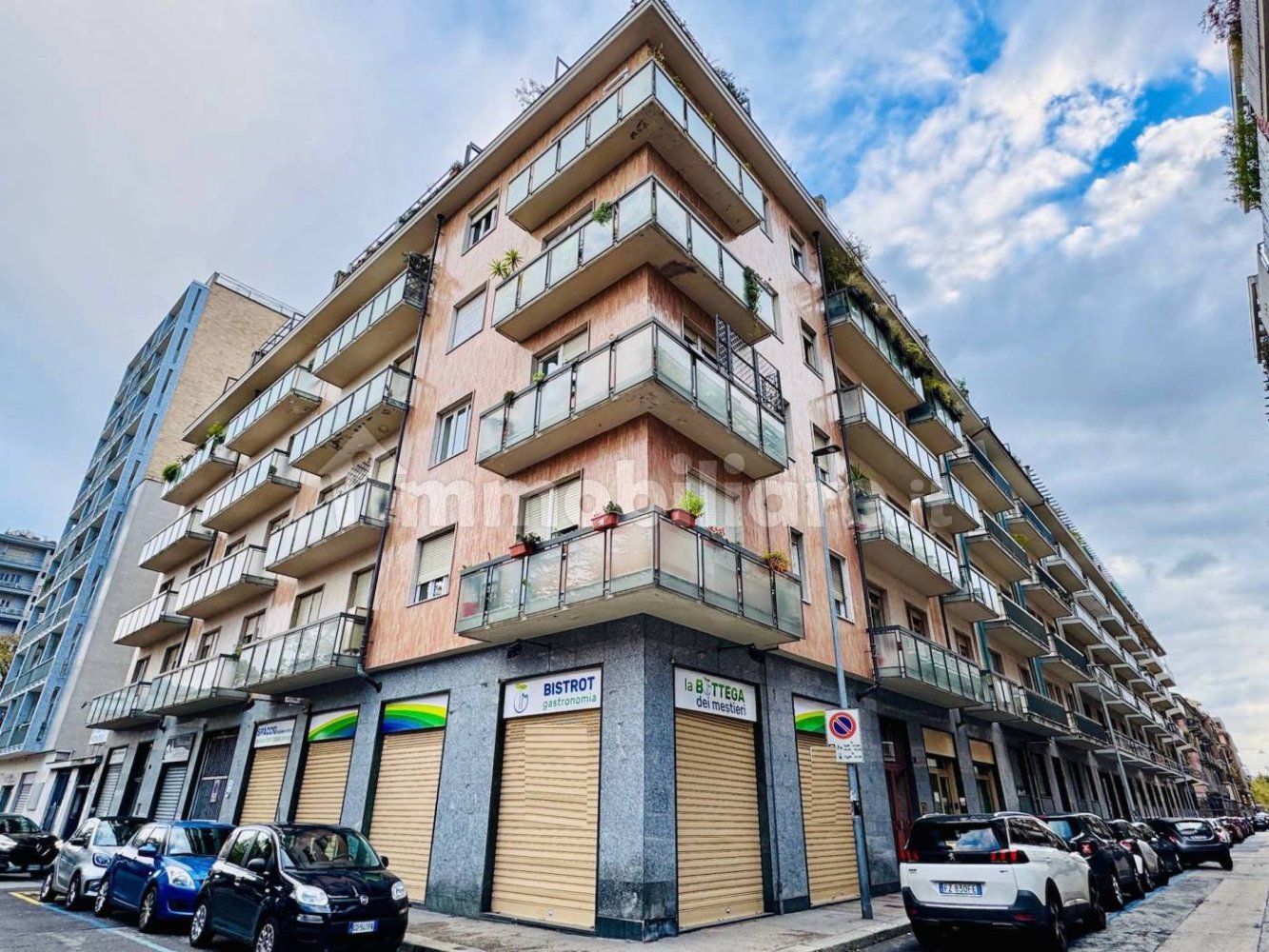 3-salle Propriété commerciale à Turin, Italy No. 176805