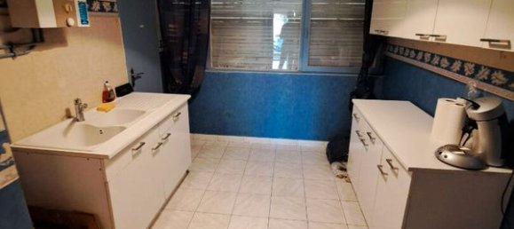 3 bedrooms Apartment in Mont-Saint-Aignan, France No. 361962 2