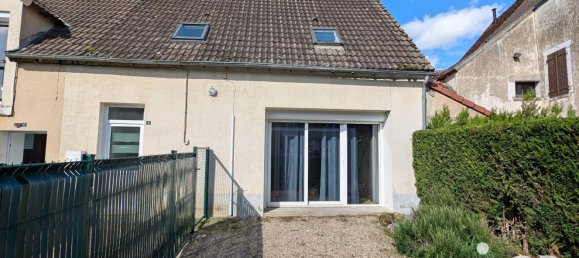 Casa de 3 habitaciónes en Vigoux, France No. 218581 2