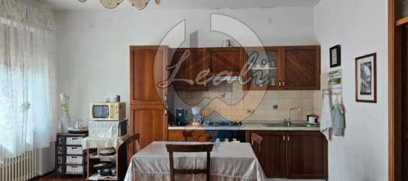 Apartamento de 3 dormitorios en Sant'Angelo in Pontano, Italy No. 78858 9